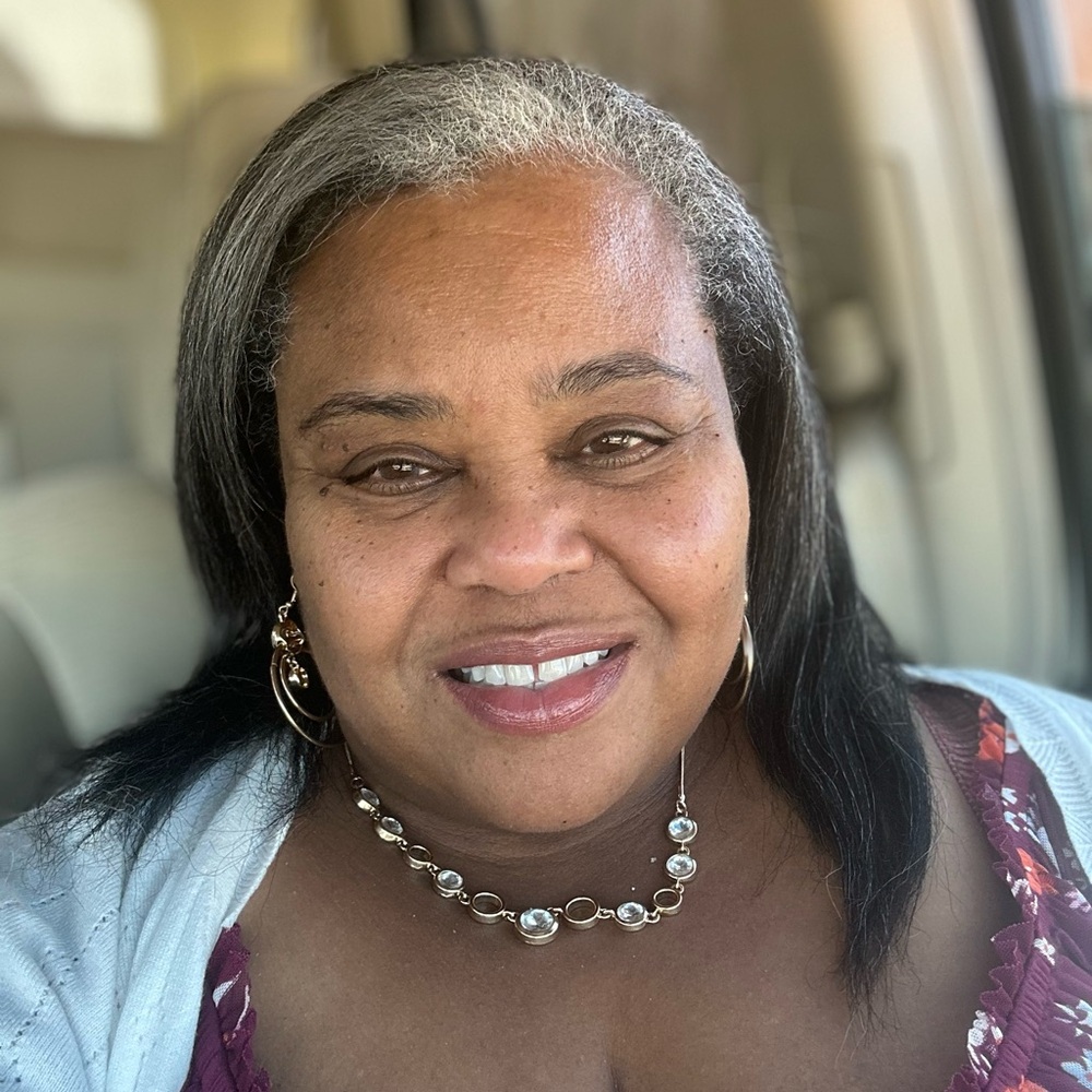 Meet your Posher, Kimberly